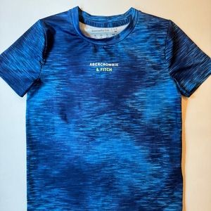 Boys A&F active tshirt sz. 5/6